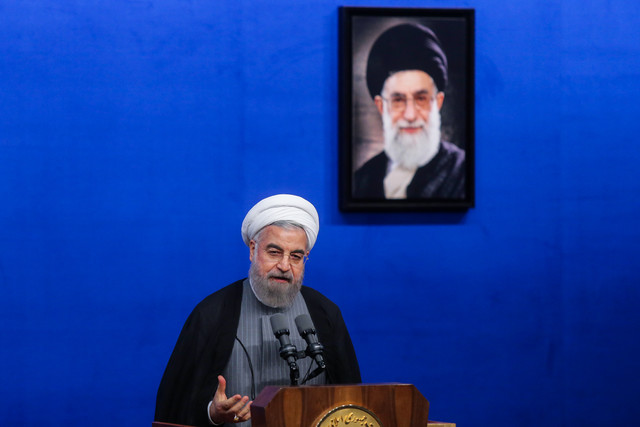 من انقلابی که پشیمان شده باشد، نمیشناسم ضیافت افطار ریاست جمهوری با روحانیون