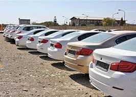 قیمت خودرو ۲۰ درصد کاهش یابد خودروی وارداتی
