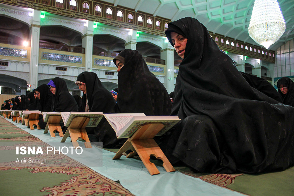 مراسم جزء خوانی قرآن کریم مصلای امام خمینی (ره) - تبریز