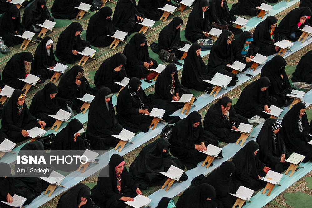 مراسم جزء خوانی قرآن کریم مصلای امام خمینی (ره) - تبریز