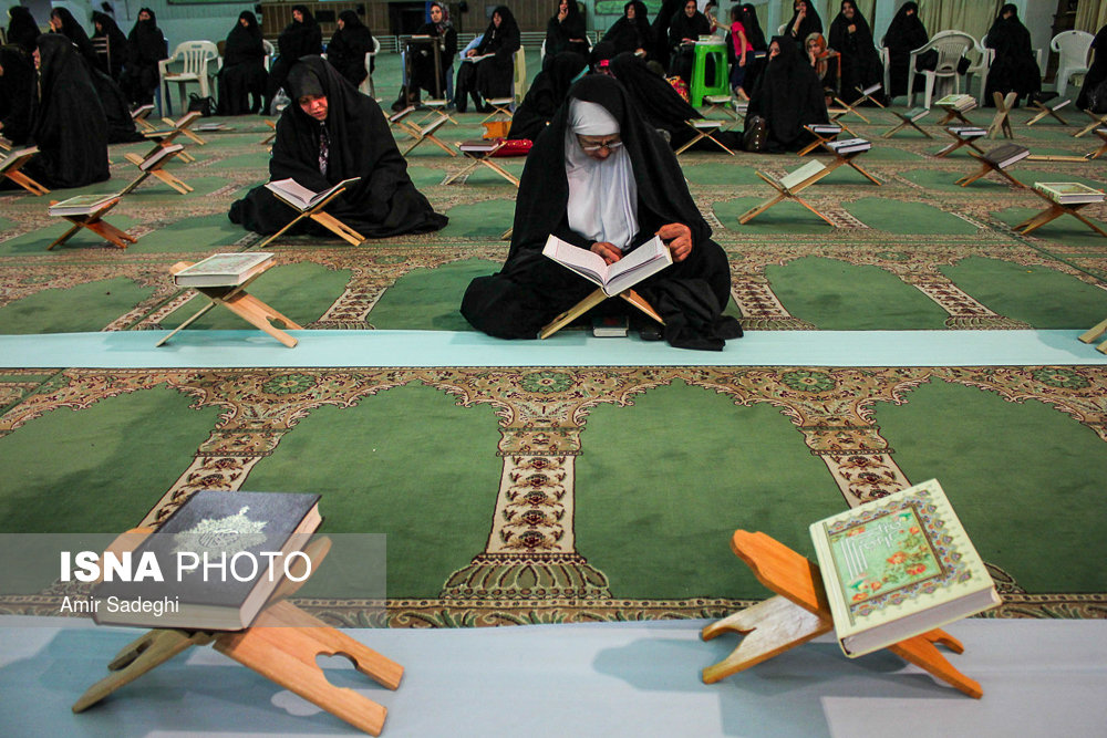 مراسم جزء خوانی قرآن کریم مصلای امام خمینی (ره) - تبریز