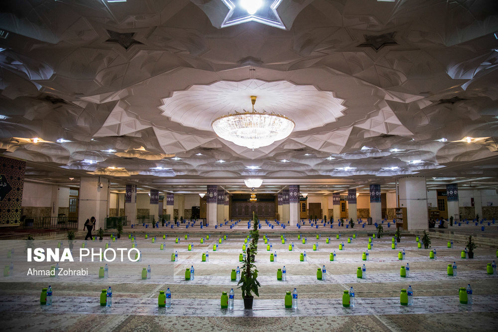مراسم افطاری در حرم حضرت فاطمه معصومه(س)