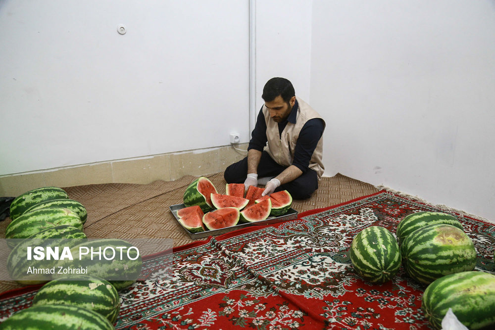 مراسم افطاری در حرم حضرت فاطمه معصومه(س)