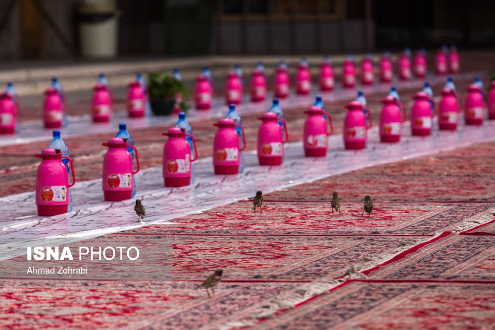 مراسم افطاری در حرم حضرت فاطمه معصومه(س)