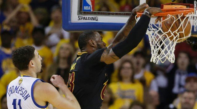 باخت بولز و برد اسپرز در لیگ NBA قهرمانی کلیولند در NBA
