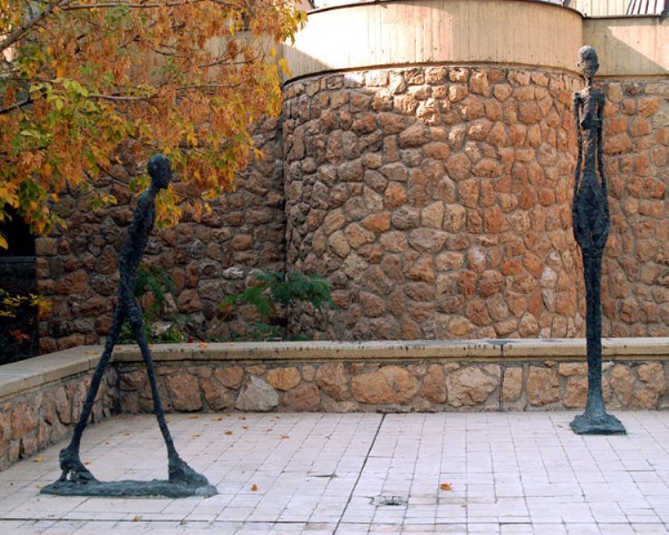 مجسمههای جاکومتی