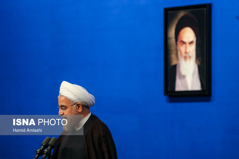 ضیافت افطار روحانی با وزرا، استانداران و روسای سازمان ها