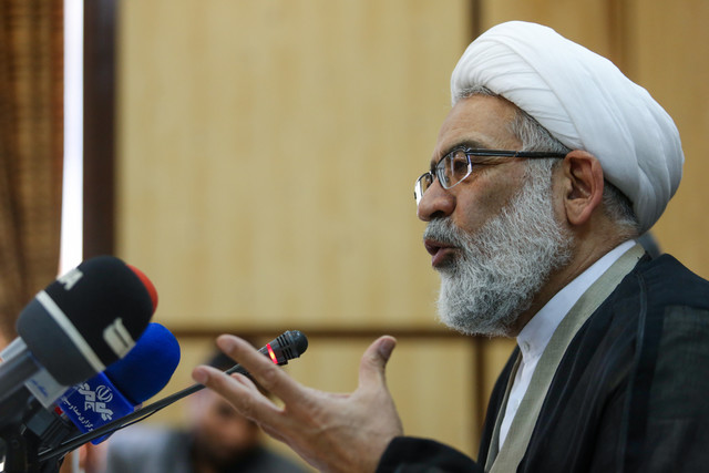 مرگ بر آن «آزادی» که همه چیز را به نابودی میکشاند نشست خبری دادستان کل کشور