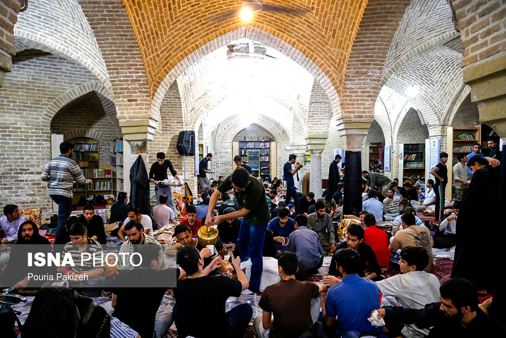 اعتکاف دهه آخر ماه مبارک رمضان - همدان