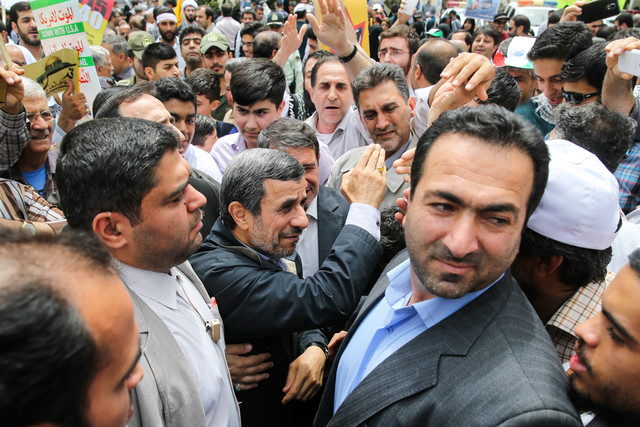 حضور احمدی نژاد در راهپیمایی روز قدس