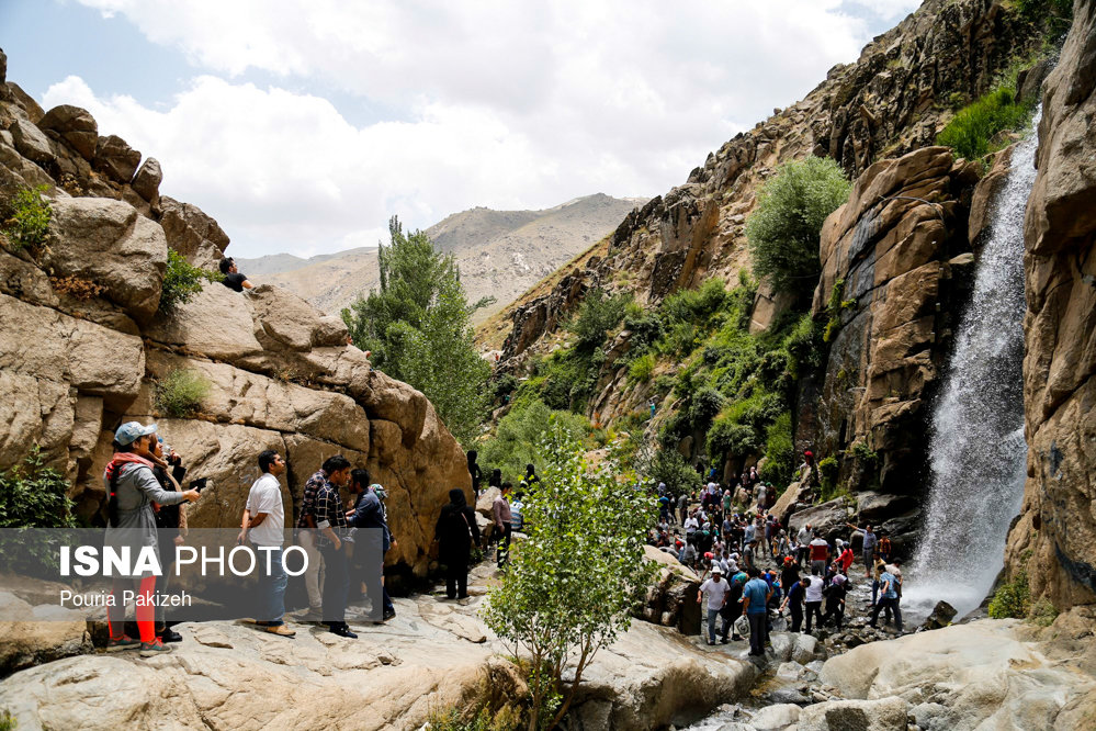 مسافران تابستانی در گنجنامه همدان