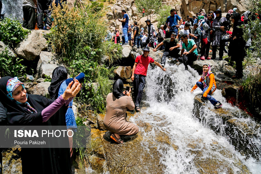 مسافران تابستانی در گنجنامه همدان