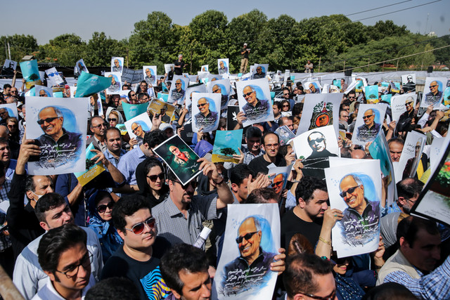 تشییع پیکر عباس کیارستمی