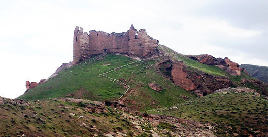 «دژ» تاریخی شهر سمیران