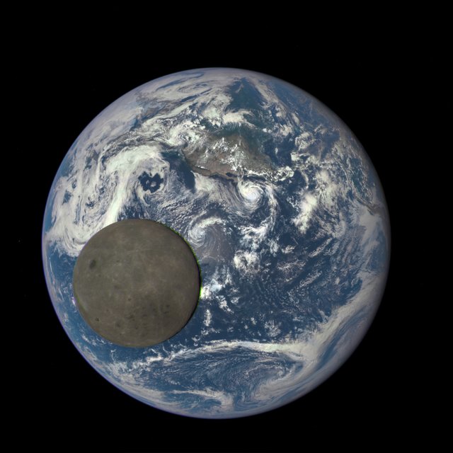 ماه و زمین