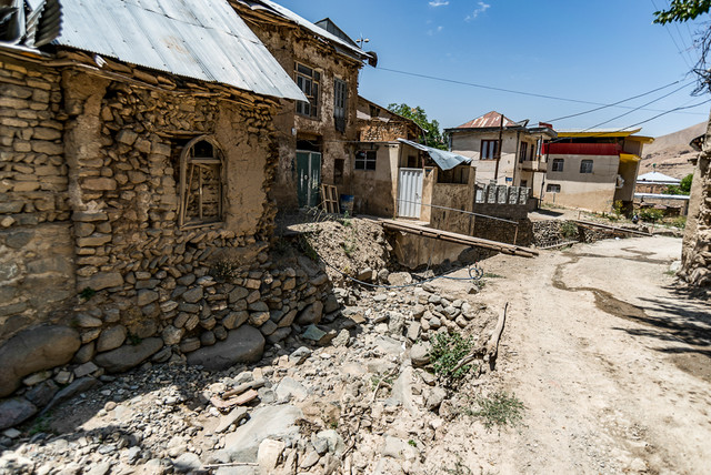 روستای سیجان یک سال پس از سیلاب