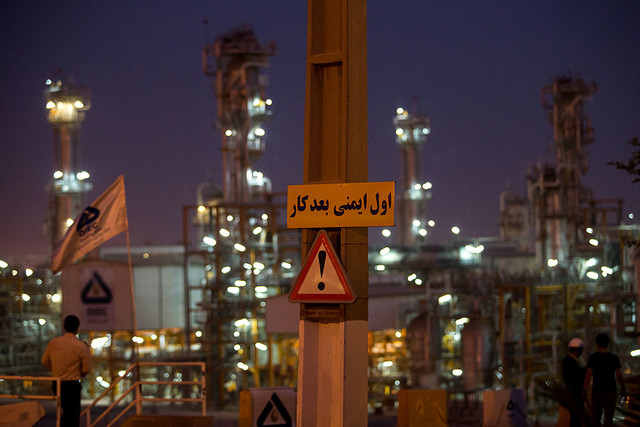نقش پررنگ توسعه فازهای پارس جنوبی در اشتغال زایی پالایشگاه های فاز ۱۷ و ۱۸ پارس جنوبی