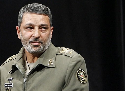 فرمانده کل ارتش: تنها 20 درصد ماموریتهای سپاه و ارتش شبیه به هم هستند امیر موسوی