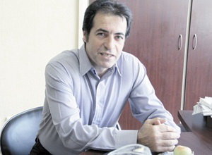 ورمرزیار: باید از مربیان باتجربهتر در تیمهای پایه استفاده کنیم صادق ورمزیار