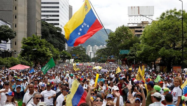 فراخوان اپوزیسیون ونزوئلا برای برگزاری تظاهرات سراسری علیه دولت