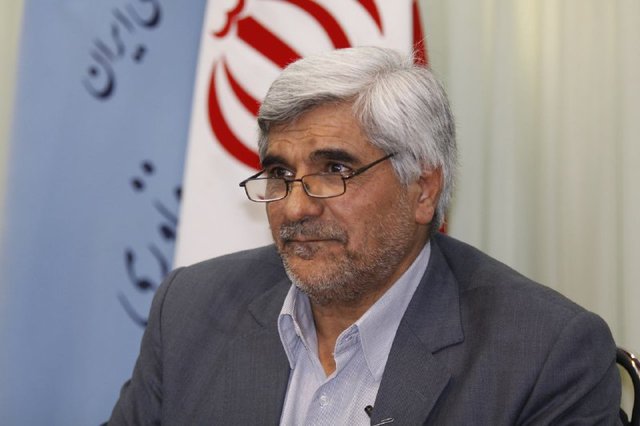 وجود 1 میلیون و 700 هزار صندلی خالی در دانشگاههای کشور وزیر علوم