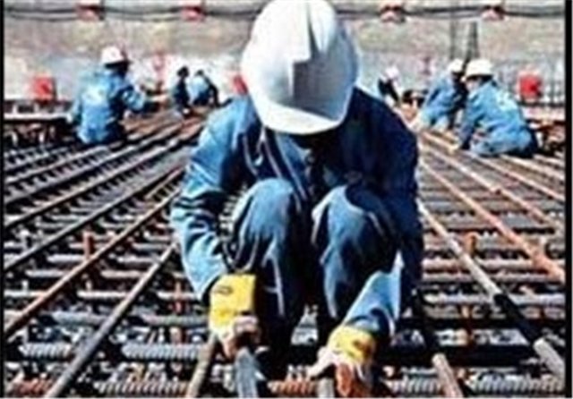 نیروهای ساختمانی در حال فرار هستند کارگر