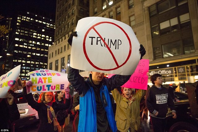 تظاهرات ضد ترامپ