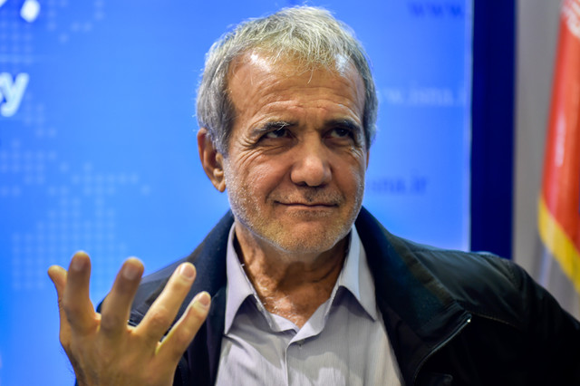 مردم نشان دادند که خوفی از ترامپ ندارند مسعود پزشکیان نایب رییس مجلس شورای اسلامی و نماینده مردم تبریز