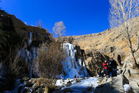 یخ زدن آبشار گنجنامه - همدان