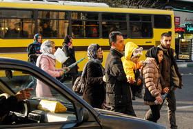 پرسه در خیابانهای تهران - میدان انقلاب