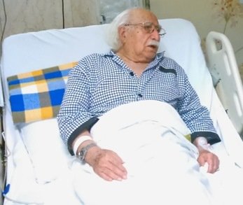 فتح‌الله مجتبایی در بیمارستان