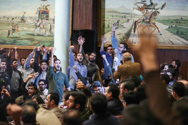 مراسم روز دانشجو با حضور رییس جمهور - دانشگاه تهران 