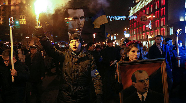 درگیری پلیس اوکراین با تظاهرکنندگان ملی‌گرا در کی‌یف