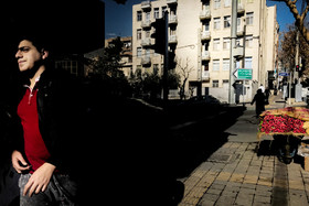 پرسه در خیابانهای تهران - گيشا ابتداي خيابان پيروزي