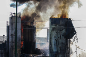 آتش سوزی در کارخانه میعانات نفتی در قم