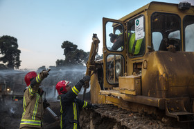 تلاش نیروهای امدادی در اولین ساعات پنجمین روز حادثه پلاسکو