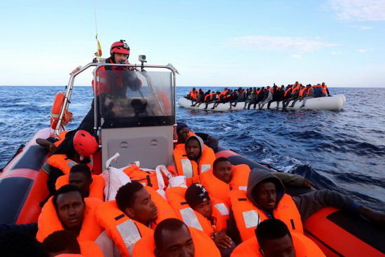 بیش از ۱۱۱ هزار مهاجر از طریق دریا وارد اروپا شده‌اند