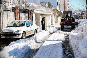 بازگشایی خیابان‌های اصلی رشت پس از بارش برف 