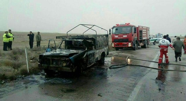 آتش‌سوزی خودروی پیکان‌وانت در فیروزه 3 کشته و 8 مصدوم برجای گذاشت