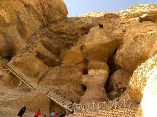 کرفتو؛ شگفت انگیزترین غار دست کند ایران در دیواندره