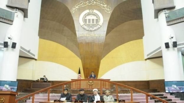 پارلمان افغانستان وزرای دفاع و کشور و رئیس امنیت ملی را استیضاح می‌کند