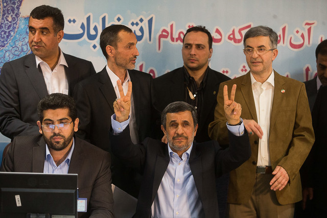 اعلام برائت از تجمعات خیابانی از سوی مشاور احمدی‌نژاد