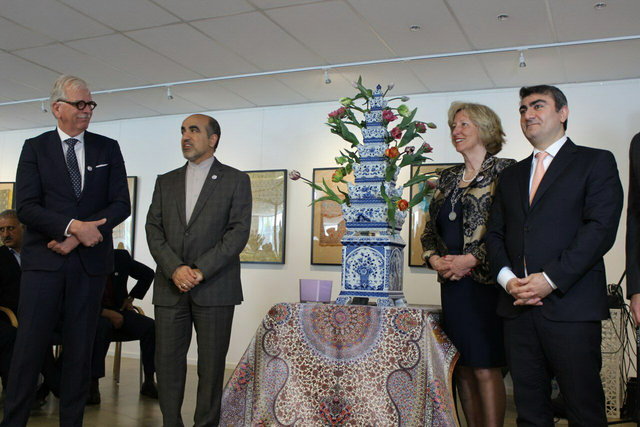 سفیر ایران در هلند.jpg