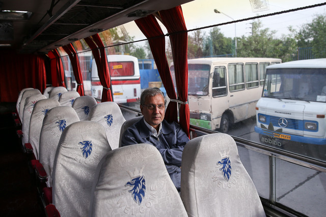 حضور علی ربیعی در جمع آتش نشانان و کارگران به مناسبت هفته کارگر