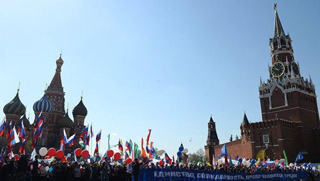 نیمی از روس‌ها علاقه‌ای به جشن روز جهانی کارگر ندارند!