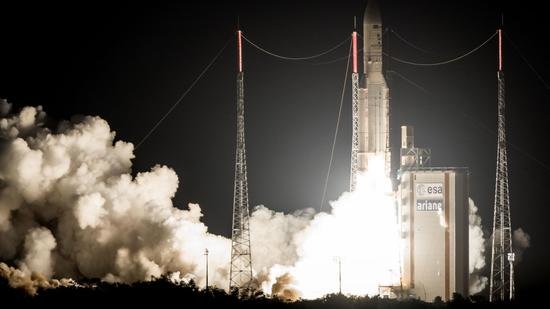پنجمین پرتاب موشک آریان 5 انجام شد آریان 5