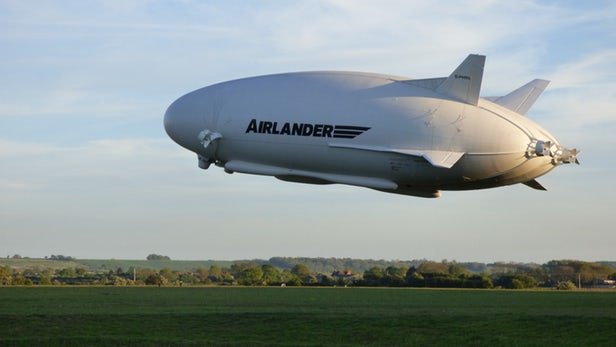 airlander-10-successful-flight-test-5.jpeg
