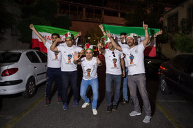 شادی مردم پس از صعود تیم ملی فوتبال به جام جهانی