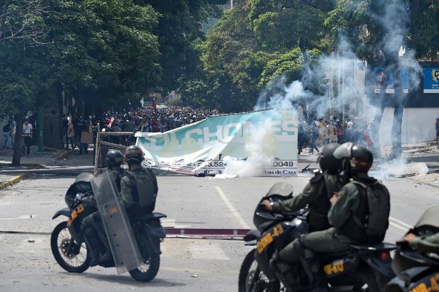 فراخوان اپوزیسیون ونزوئلا برای اعتصاب سراسری جدید علیه مادورو
