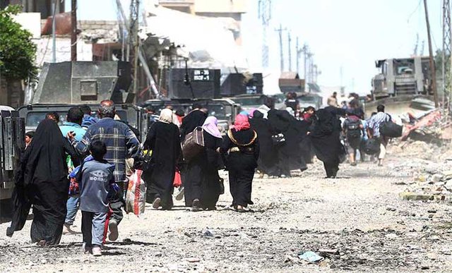 فرار ۳۵۰ غیرنظامی عراقی از دست داعش در غرب الانبار